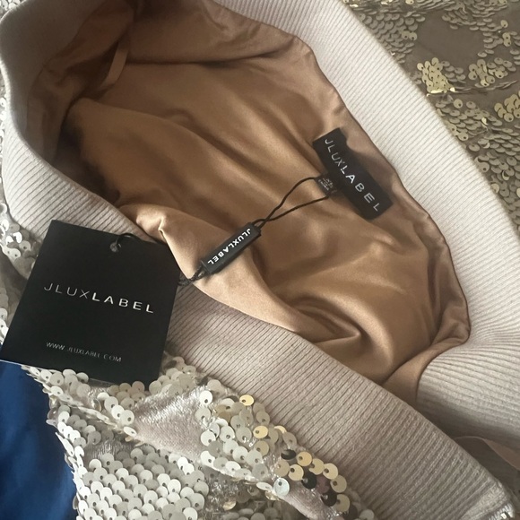 JLUXLABEL Gold Sequin Velvet Skirt Set - Picture 12 of 16